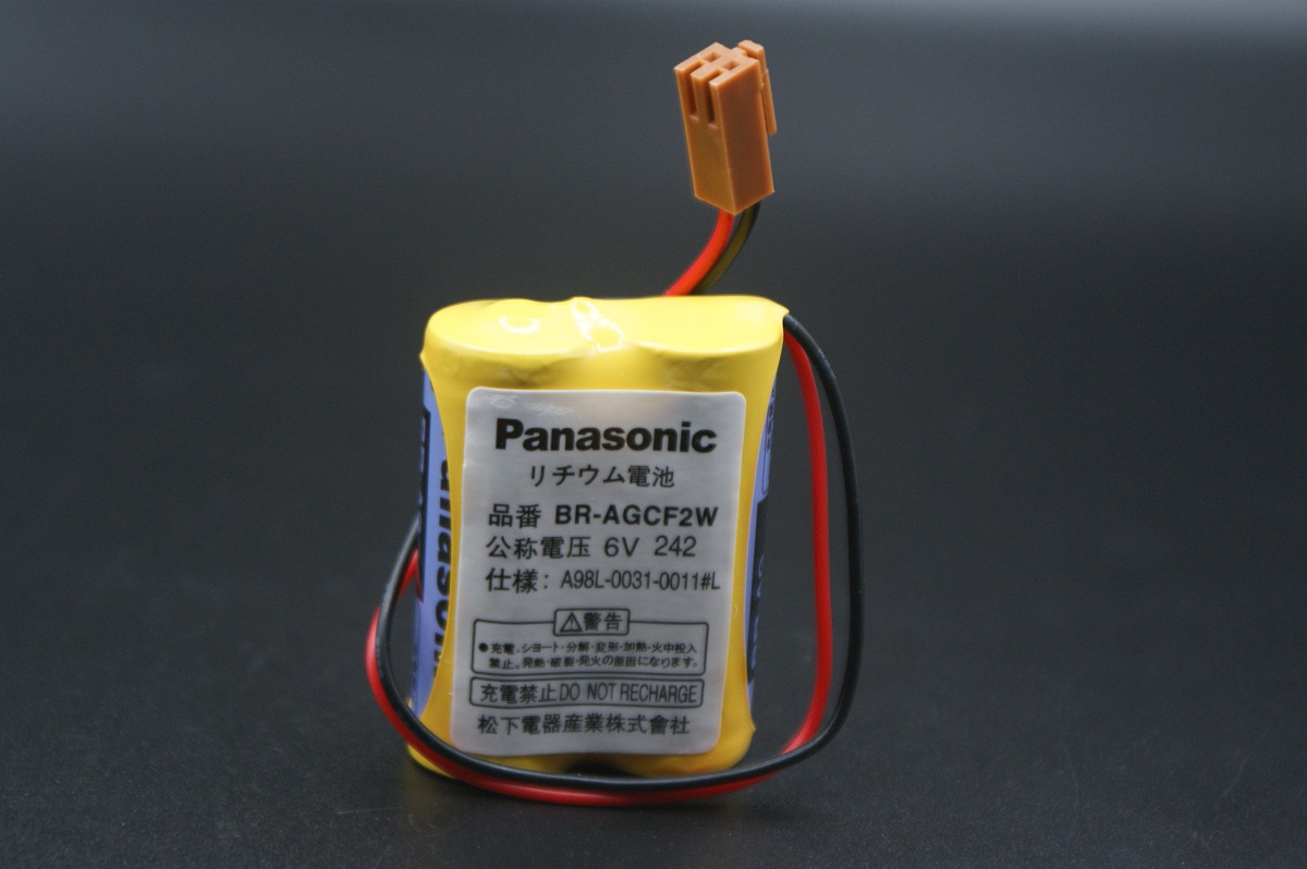 BR-AGCF2W A98L-0031-0011#L-M                        Batería Lithium, Programmable Logic Controller 6V, con cable y conector marron. Panasonic  